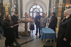 В Южном Бутове семье погибшего советского воина передали боевую награду