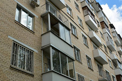 Дом 1965 года постройки отремонтировали в Ломоносовском районе